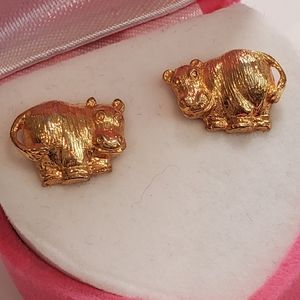 Cute gold tone hippo earrings